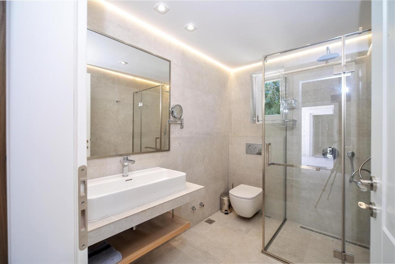 Paxos Luxury Living Junior Suites Gaios Exterior photo